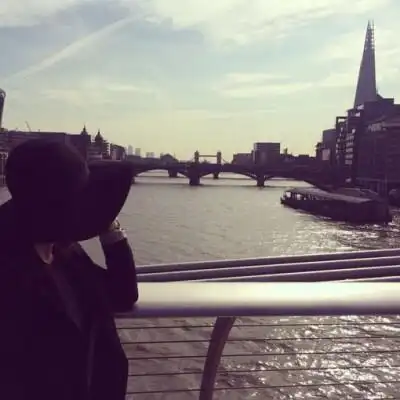 唯美半身背影图片女生头像女生