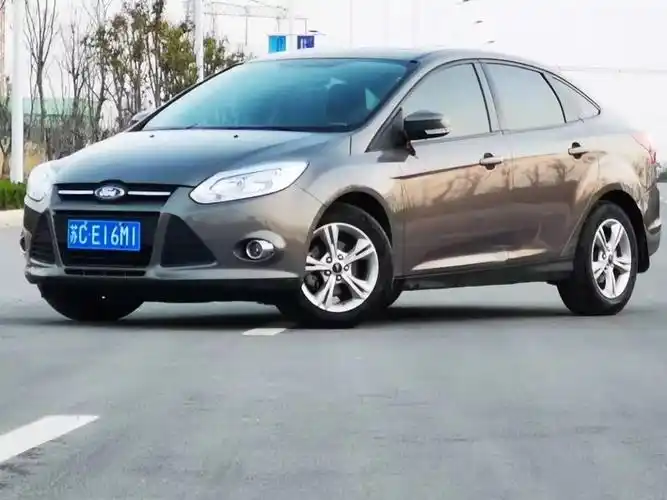 【徐州】2015年8月 福特 福克斯 2015款 三厢 1.6l 自动舒适型 自动档
