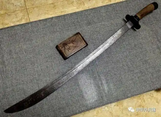 雁翎刀和牛尾刀对比哪个更具实用性