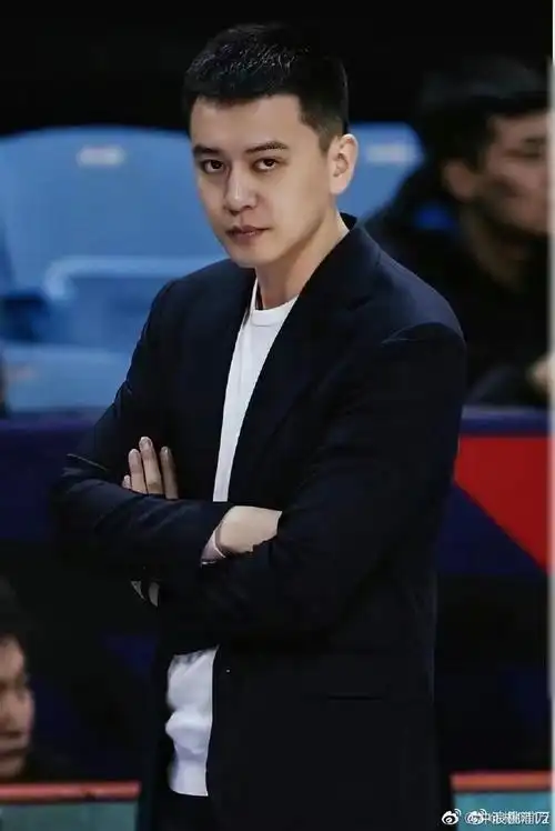 杨鸣称颜值在成绩面前不值一提##杨鸣回应长得帅有啥烦恼