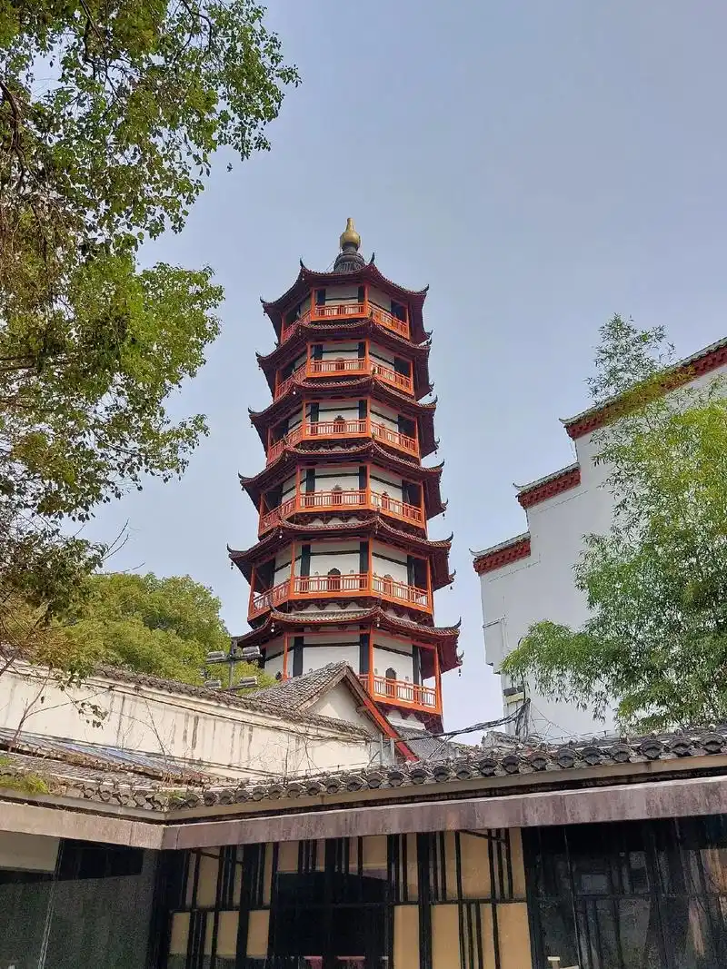 南昌绳金塔景区游玩攻略.