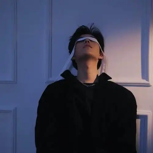 男生遮眼睛头像图片,用花遮眼睛的女生头像-图片大观-奇异网