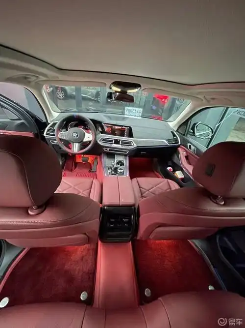 宝马x5超级内饰,玛莎红碰撞火山红yyds