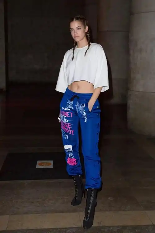 瘦子定义被打破,不减肥的超模照样美!