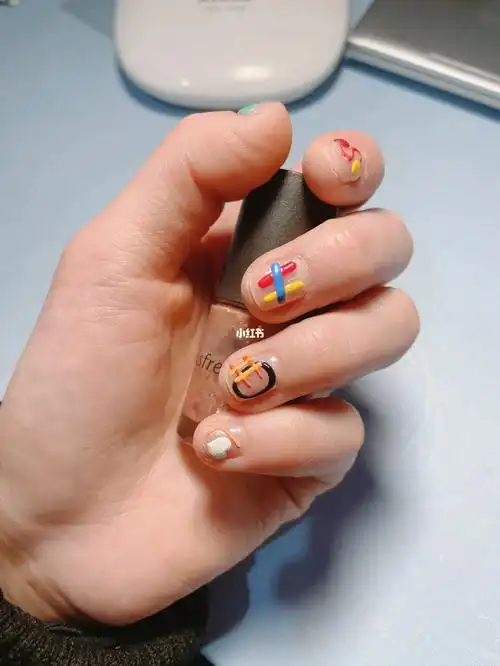 油分享  #宽大拇指第一次贴指甲贴diy想怎么贴就怎么贴,不敢去美甲店