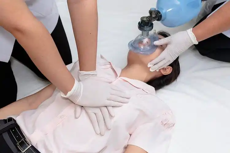 医疗组,给,急救,美女,救治_高清图片_全景视觉