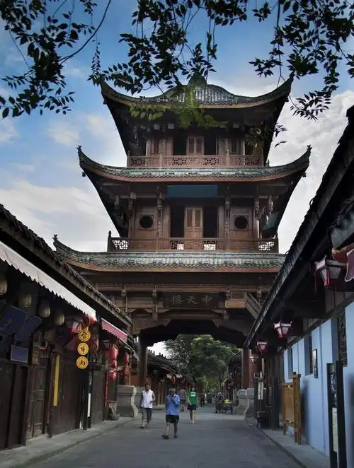 阆中四川境内唯一一座古城真如仙境一般