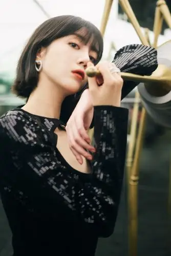 李溪芮瑞丽时尚盛典魅力性感写真19