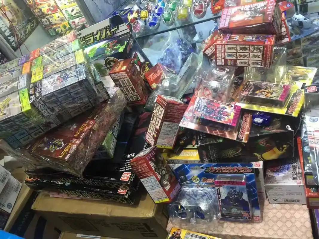 找找绝版货.在玩具堆里找东西的快乐!你知道吗?# - 抖音