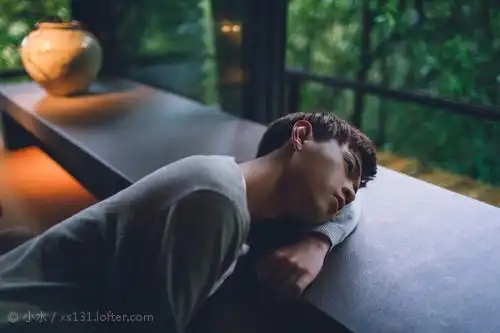 不会拍人像,@邓皓允.