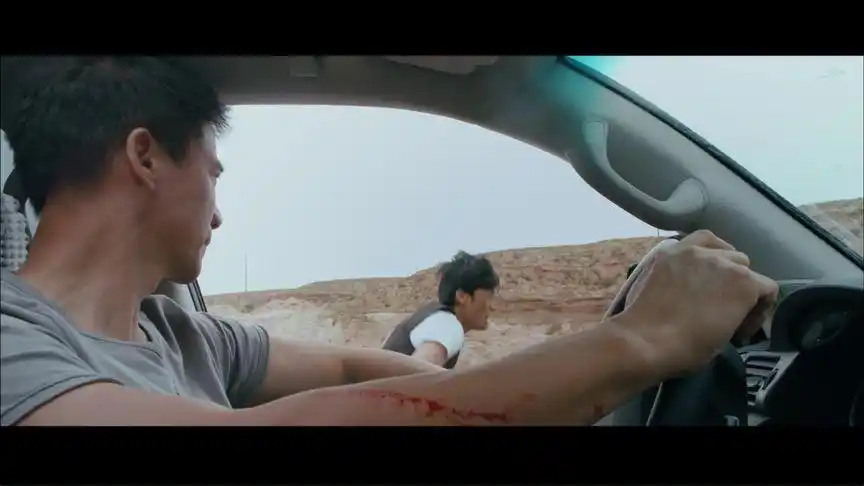 危情营救:男子问出劫匪的藏匿地点,这下人质有救了,精彩了