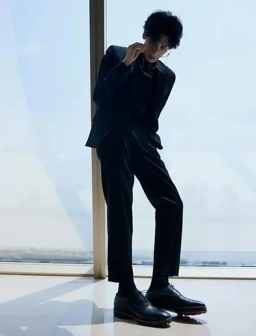 多图慎入～好想把bjd男孩罗云熙缩小带回家养着～.