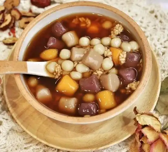 广东人夏天必备糖水,广东人教你煲广式糖水,美容养颜,好喝不胖