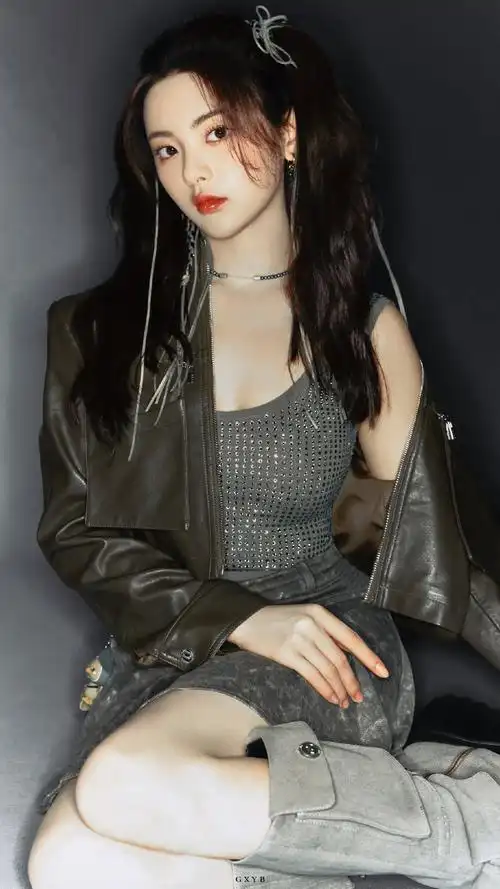 杨超越畅意100%品牌代言人