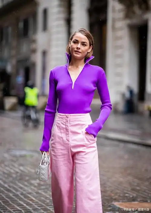 高级又大气,深紫色配这几个颜色,真美