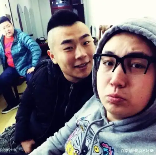 细看德云社"黑照",粉丝:原来我喜欢的是一群憨憨