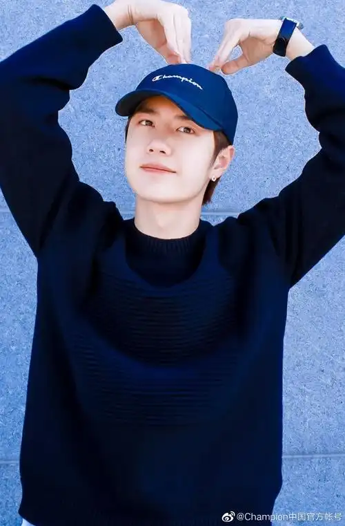 求这张王一博的图片的高清,或者出处也行,谢谢