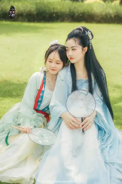 汉服姐妹花.