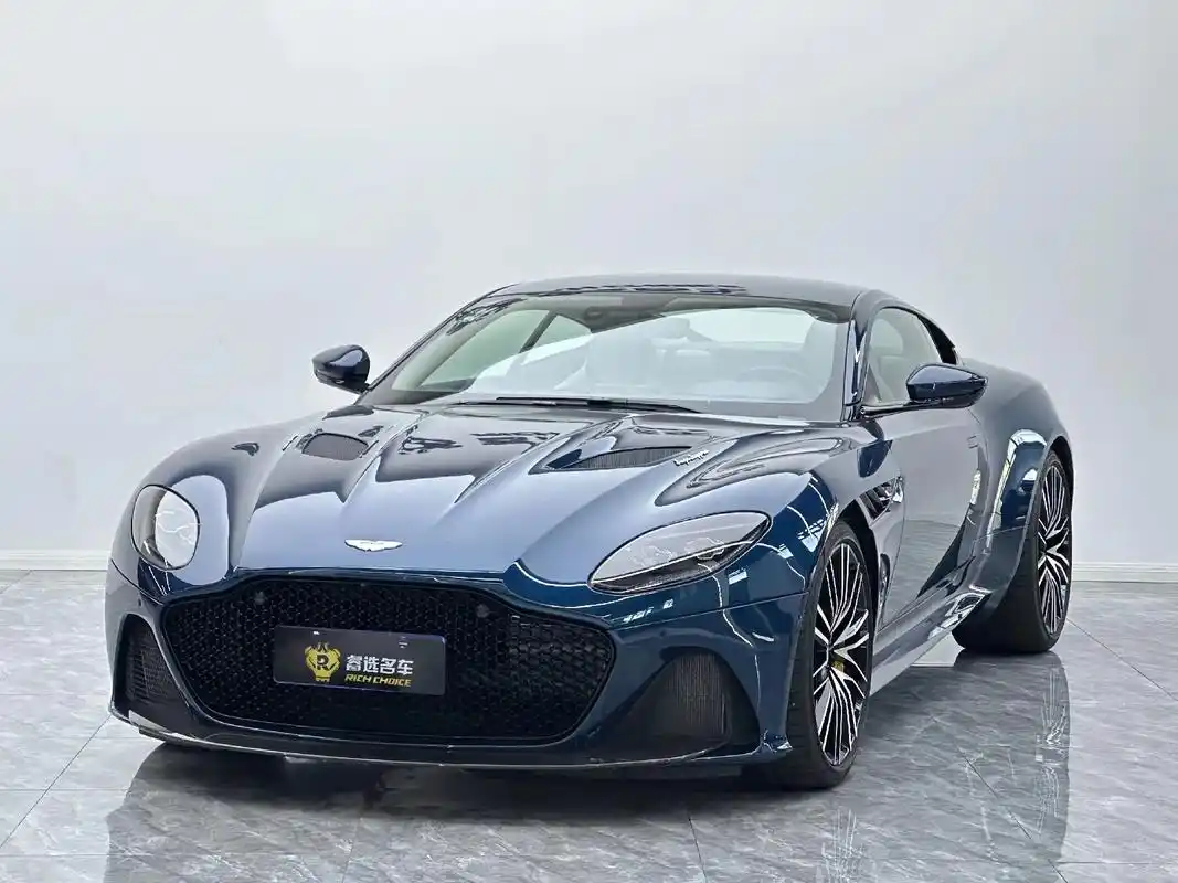 阿斯顿·马丁dbs 2022款 dbs