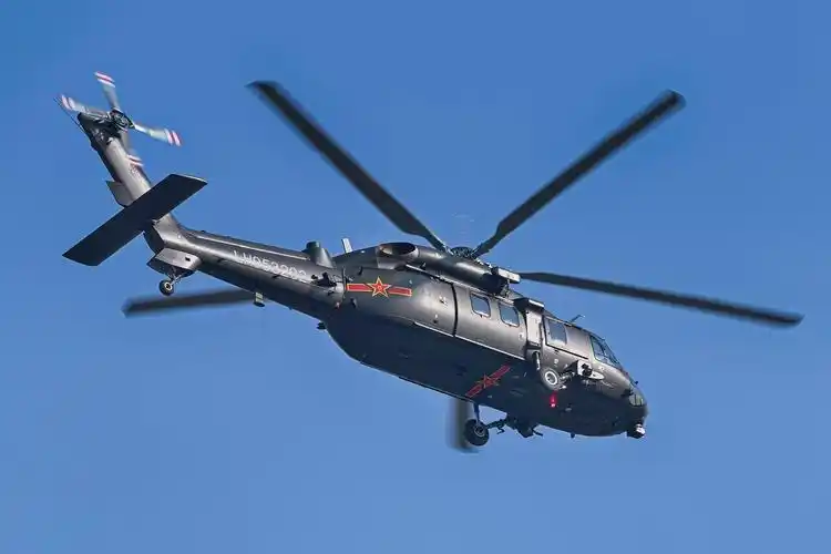 做工全面超越黑鹰直20细节纤毫毕现多项设计世界领先