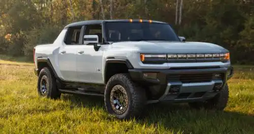 渲染的gmc悍马suv应该具有可移动的车顶板