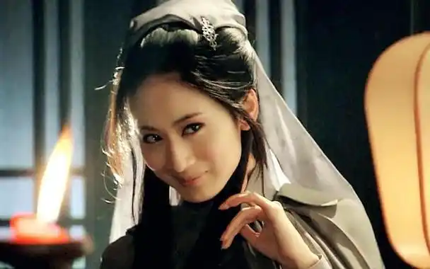 5位狐狸眼女星妩媚灵动撩人个个都是美人