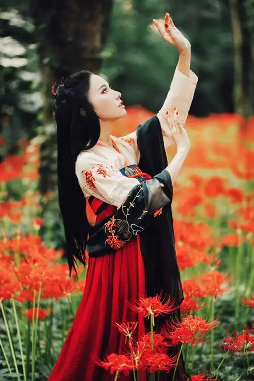 彼岸花汉服对襟刺绣春夏汉元素古装日常曼珠沙华辞君以宋齐胸襦夏