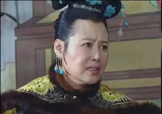 70岁斯琴高娃轮椅照疯传人到中老年拼的是健康