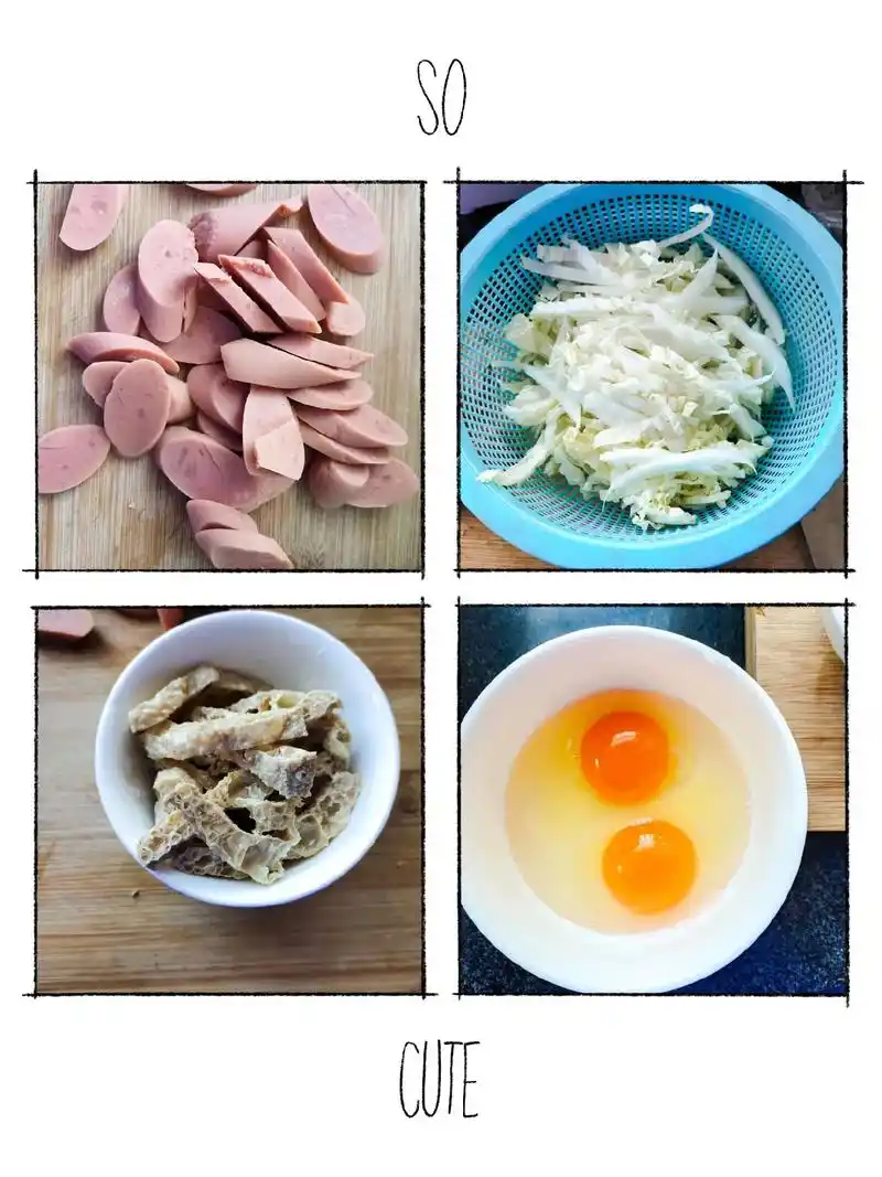 食材: 河粉,鸡蛋,火腿肠,葱蒜,黄菜(想吃啥就 - 抖音