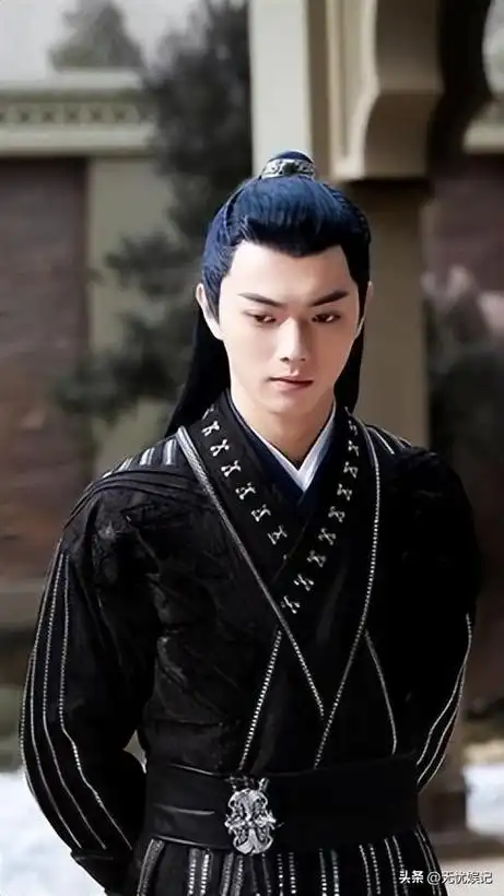 许凯个人资料及简介(许凯:被曝与赵晴新恋情,过往女友皆是同公司,还曾