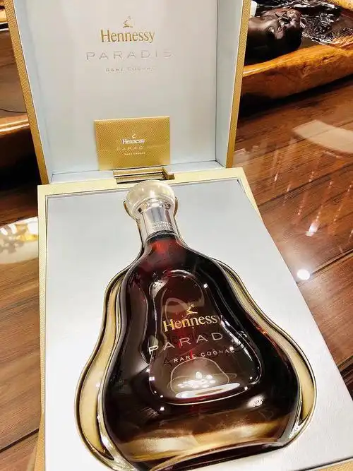 轩尼诗百乐廷700毫升