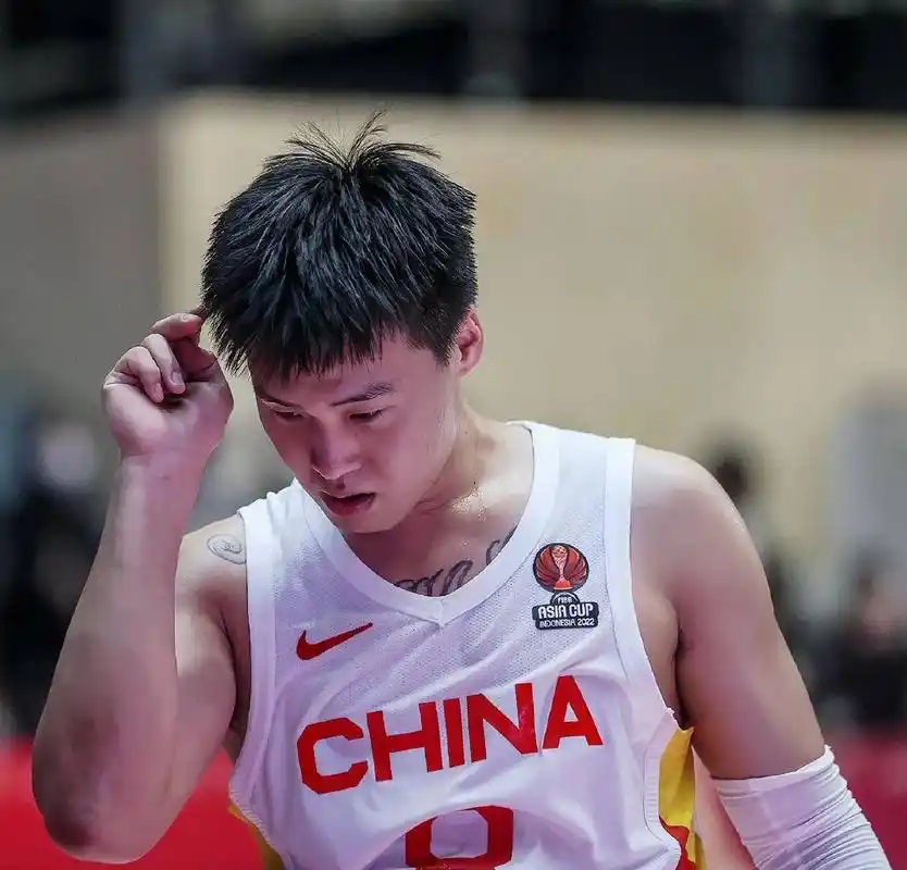 赵睿 #篮球男孩 #中国男篮 #分享照片 - 抖音