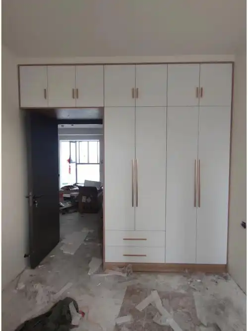 拉手五金都是网上买的,柜门定制.效果不错(*2107╰╯`21)79