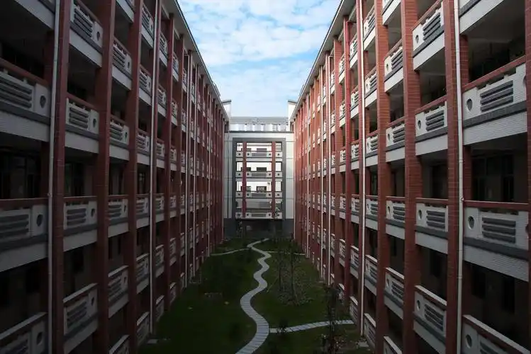 广东省佛山市桂城中学联系方式(地址及电话)