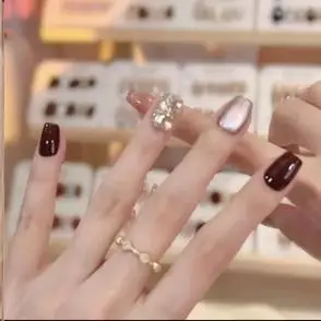 穿戴甲纯欲风短款渐变美甲甲片可拆卸成品豆沙色指甲贴网红爆款