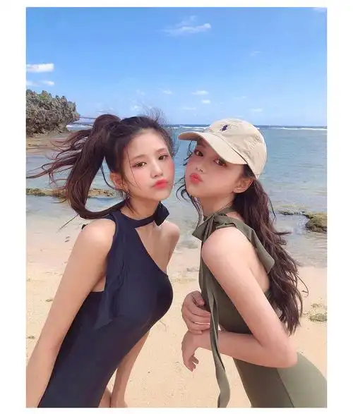 一件代发女游泳衣 连体三角单肩性感欧美时尚聚拢可爱小胸温泉