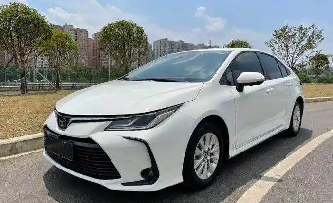 丰田 卡罗拉 2022款 tnga 1.5l cvt先锋版