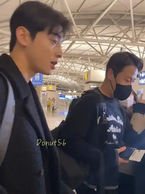 脸蛋天才车银优76图