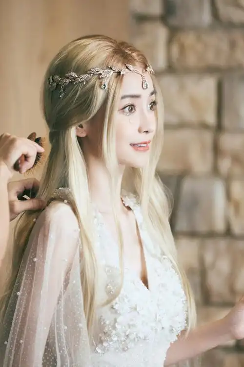 angelababy精灵女王造型