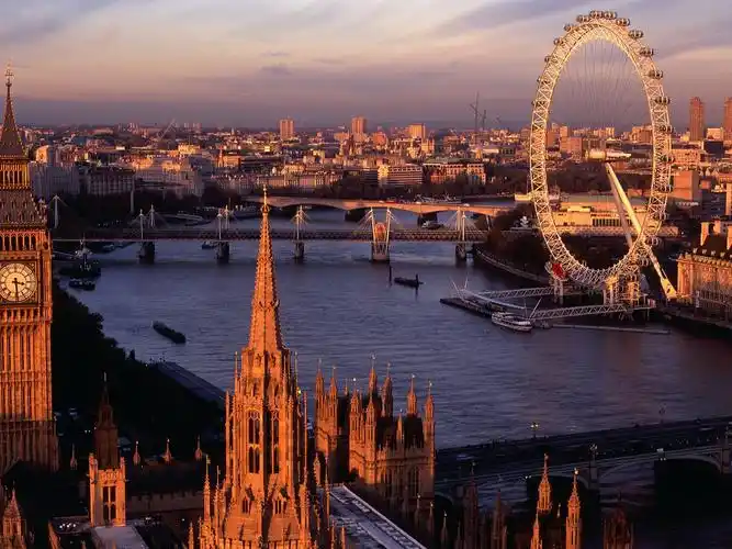描述: 伦敦全景-欧洲风景壁纸 当前壁纸尺寸: 1920 x 1440