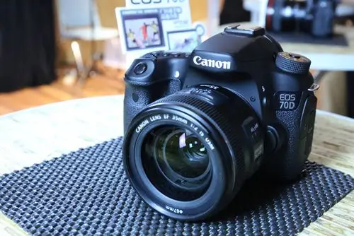 佳能70d ef 35mm f/2镜头