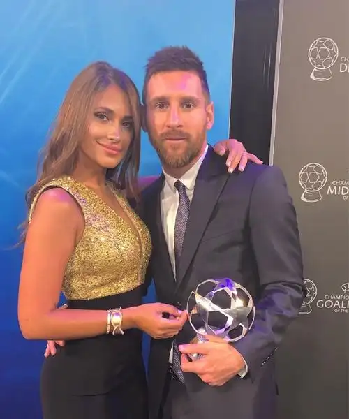 安妞ins:与你同在[心] 来自梅西_lionelmessi - 微博