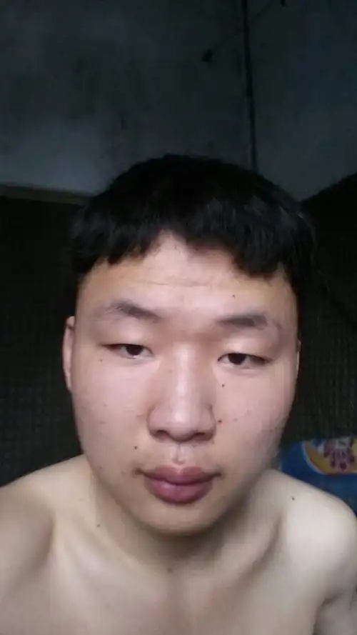 长这么丑 没救了吧╮(╯_╰)╭