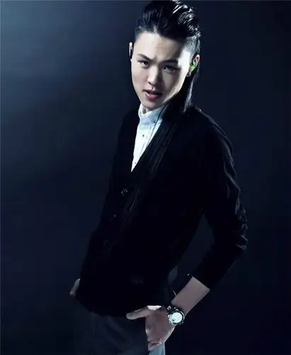 张玮中国好声音high歌歌词伴奏 中国好声音张玮微博曝光