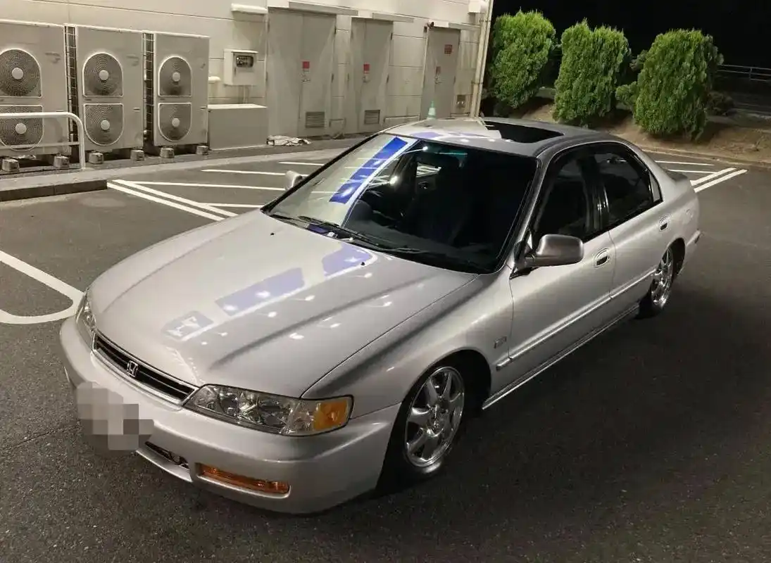 2 cd5.来自90年代的雅阁2.2 第五代 - 抖音