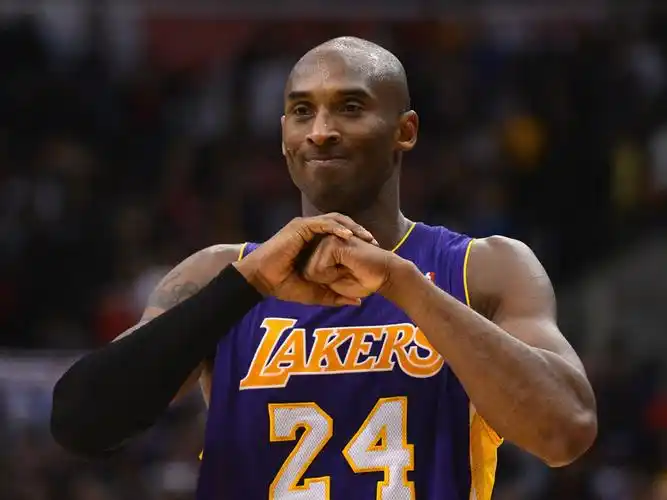 型男科比生活照