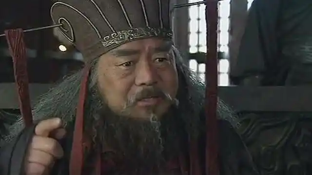 董卓临死前大喊6个字,被后人笑话千年,现代游戏玩家却常挂嘴边