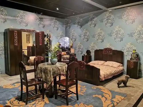 浸润在民国家具的美好体验中