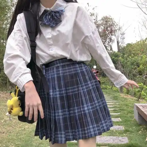 好看的jk部位女头,女生头像图片-回车桌面