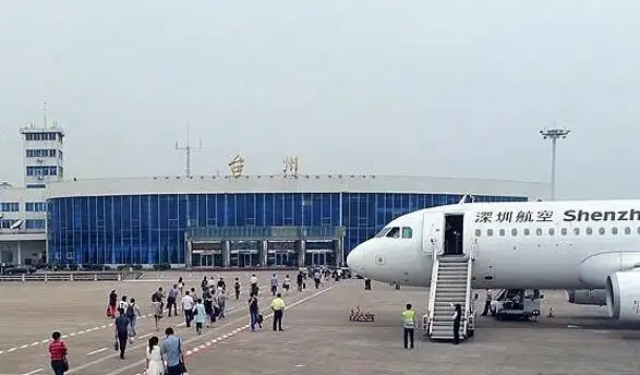 旅客在乘机前必须自行处理手机 若交由机场处理的 将作为易燃